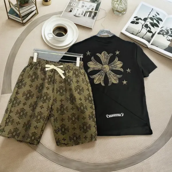 Chrome Hearts Floral Print T-Shirt and Patterned Shorts Set - 1