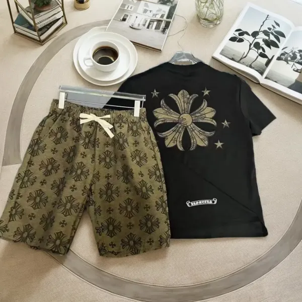 Chrome Hearts Floral Print T-Shirt and Patterned Shorts Set - 2