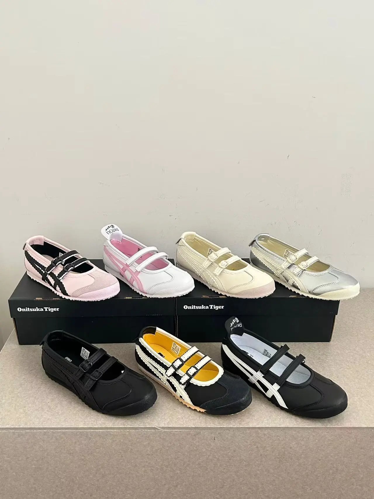 Onitsuka Tiger Asics Onitsuka Tiger Mexico 66 White Pink Sneakers Running Shoes - 10