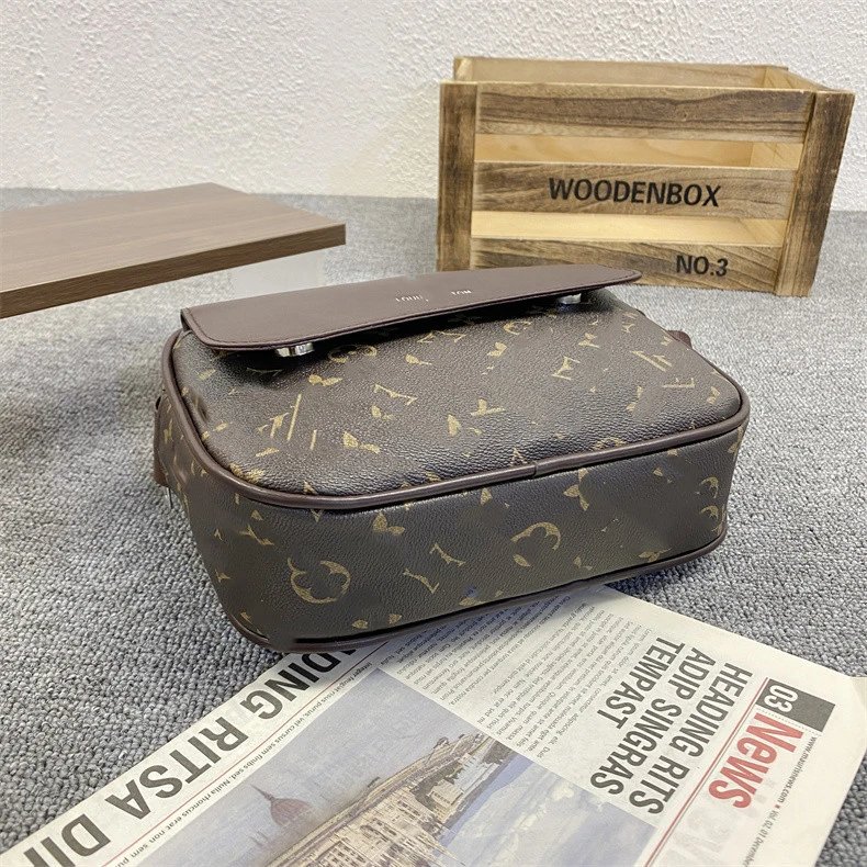 Design Camera Bag with Abstract Print Navy Blue Crossbody Bag - 9