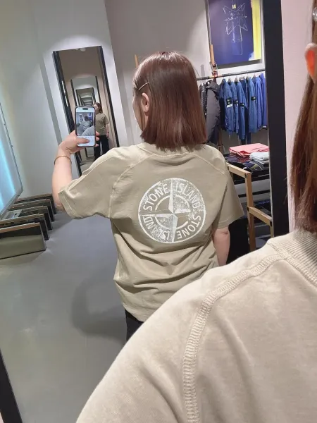 Stone Island Compass Logo T-Shirt Charcoal Gray T-Shirt - 30