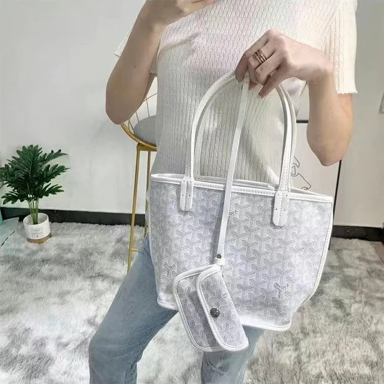 Goyard Saint Louis PM Tote Bag in Gray Monogram Canvas - 7