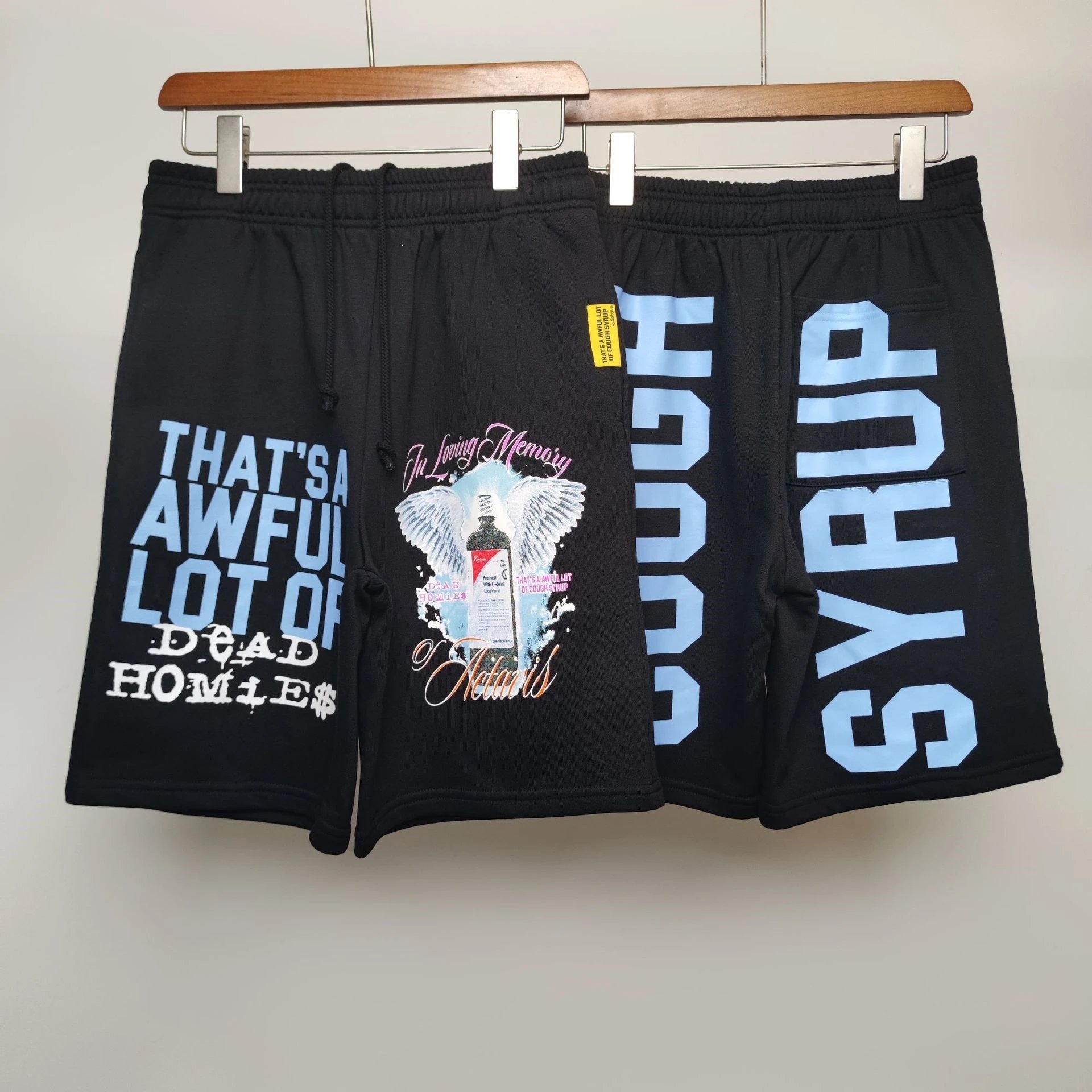 Design 'That's A Awful Lot Of Dead Homie' x 'Syrup' Graphic Sweatshorts Black Shorts - 6