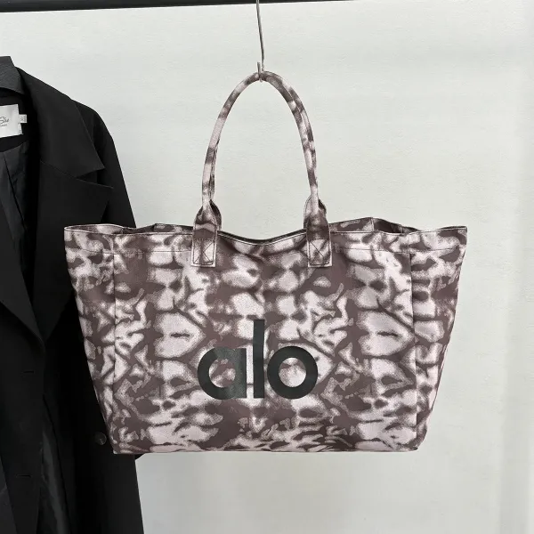 Alo Gray Tie-Dye Logo Tote Bag - 10