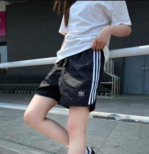 Adidas Originals Three-Stripe Shorts Black - 1
