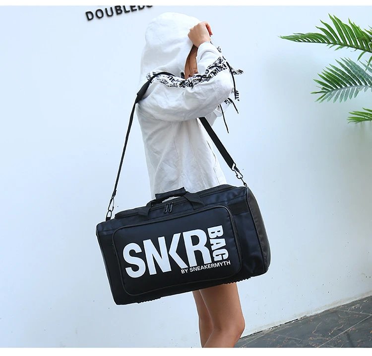 Design Sneaker Myth SNKR Bag Black Duffle Bag - 9