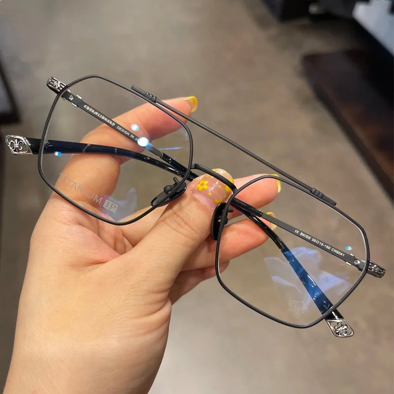 CH 8041 Black