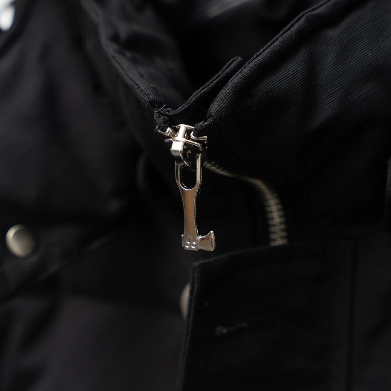 Unbranded Down Jackets Hooded fur-trim puffer jacket with flap pockets image 2