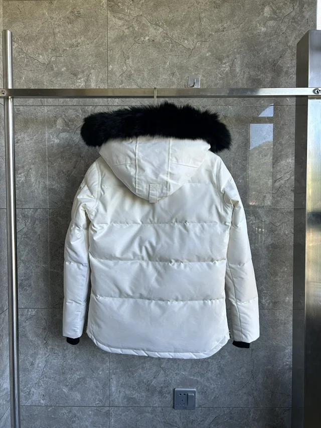 Unbranded Down Jackets Hooded fur-trim puffer jacket with flap pockets product detail image 7