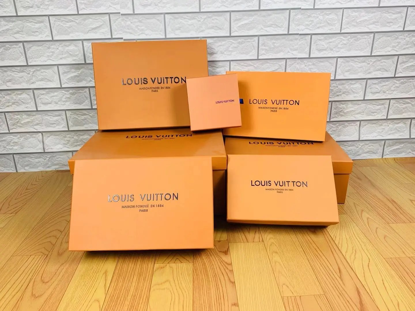 Medium box+bag+ribbon+snow pear paper+sticker