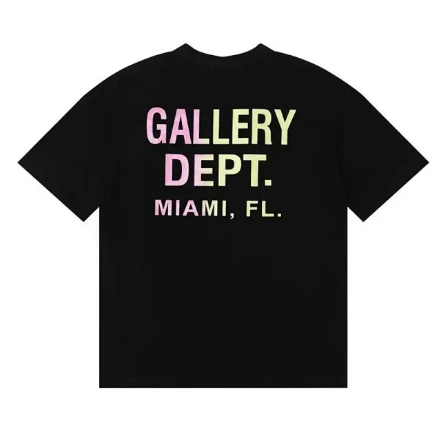 Gallery Dept. T-Shirts Graphic Short-Sleeve T-Shirt product detail image 13