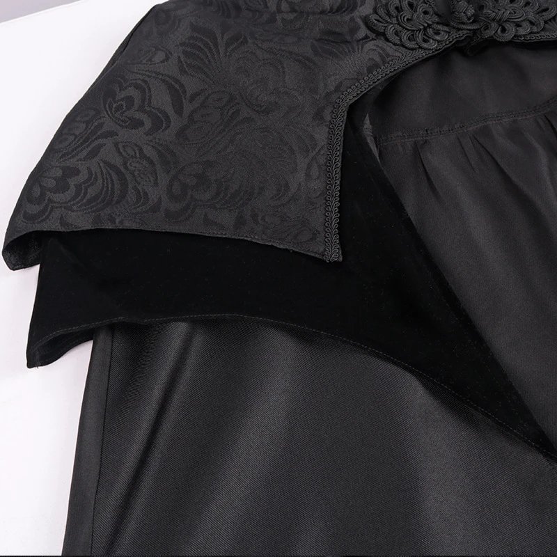 Design White Hooded Cloak Robe Outerwear - 10