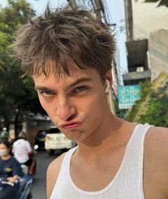 light suit store