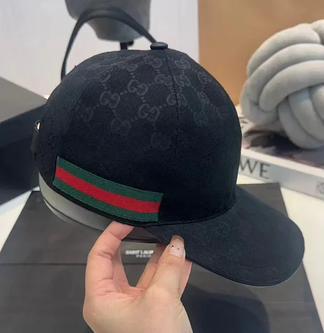 Gucci Hats Assorted baseball caps and bucket hat product detail image 14