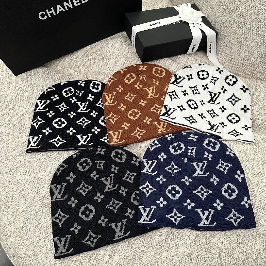 Fendi Hats FF Monogram Baseball Cap — 31