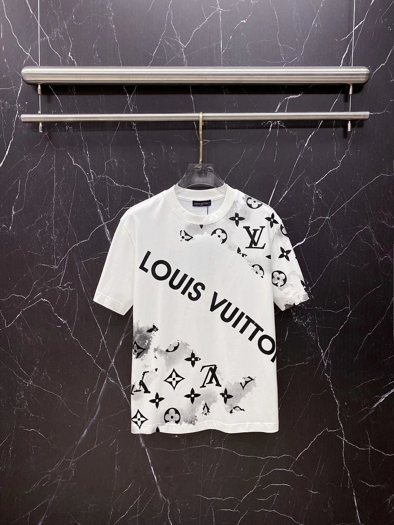 Louis Vuitton T-Shirts Monogram Print Crewneck T-Shirt — 98
