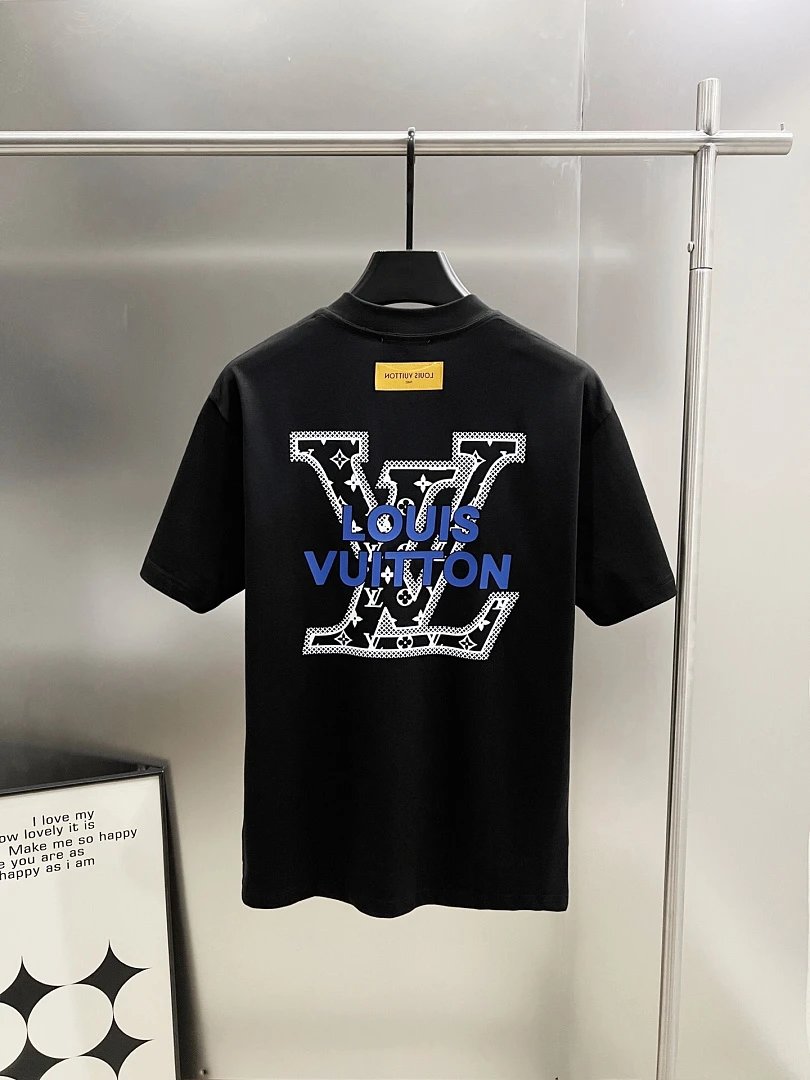 Louis Vuitton T-Shirts Monogram Print Crewneck T-Shirt — 102