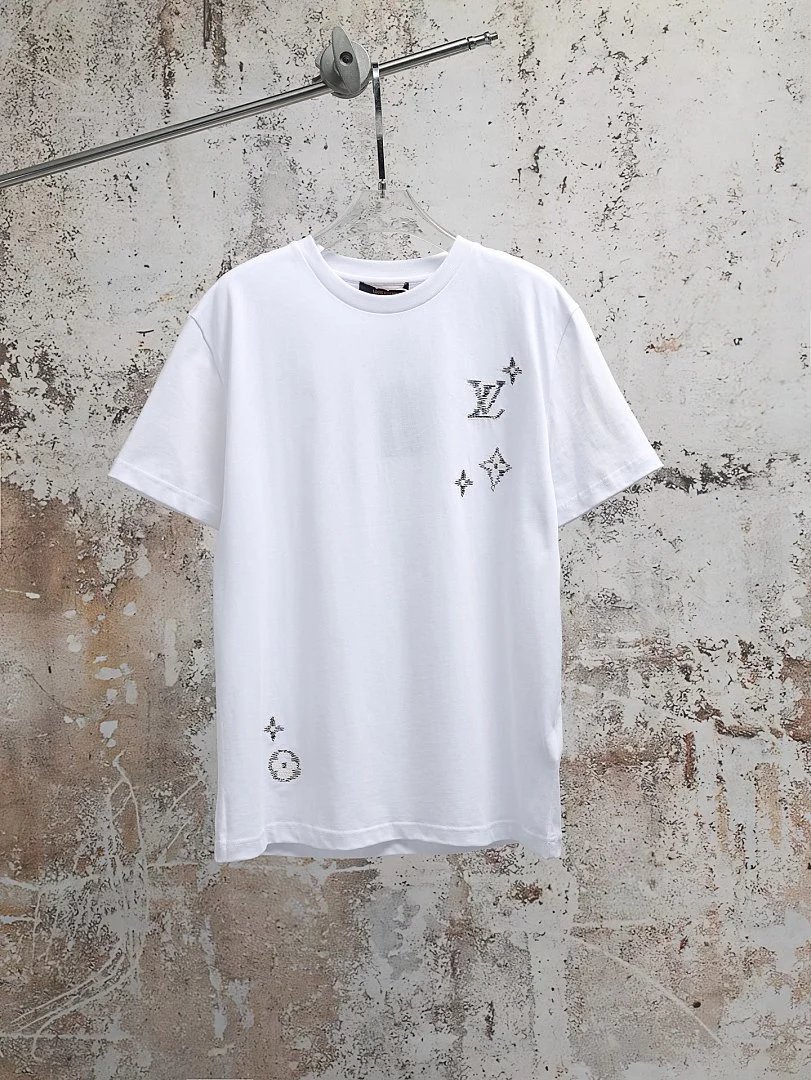 Louis Vuitton T-Shirts Monogram Print Crewneck T-Shirt — 106