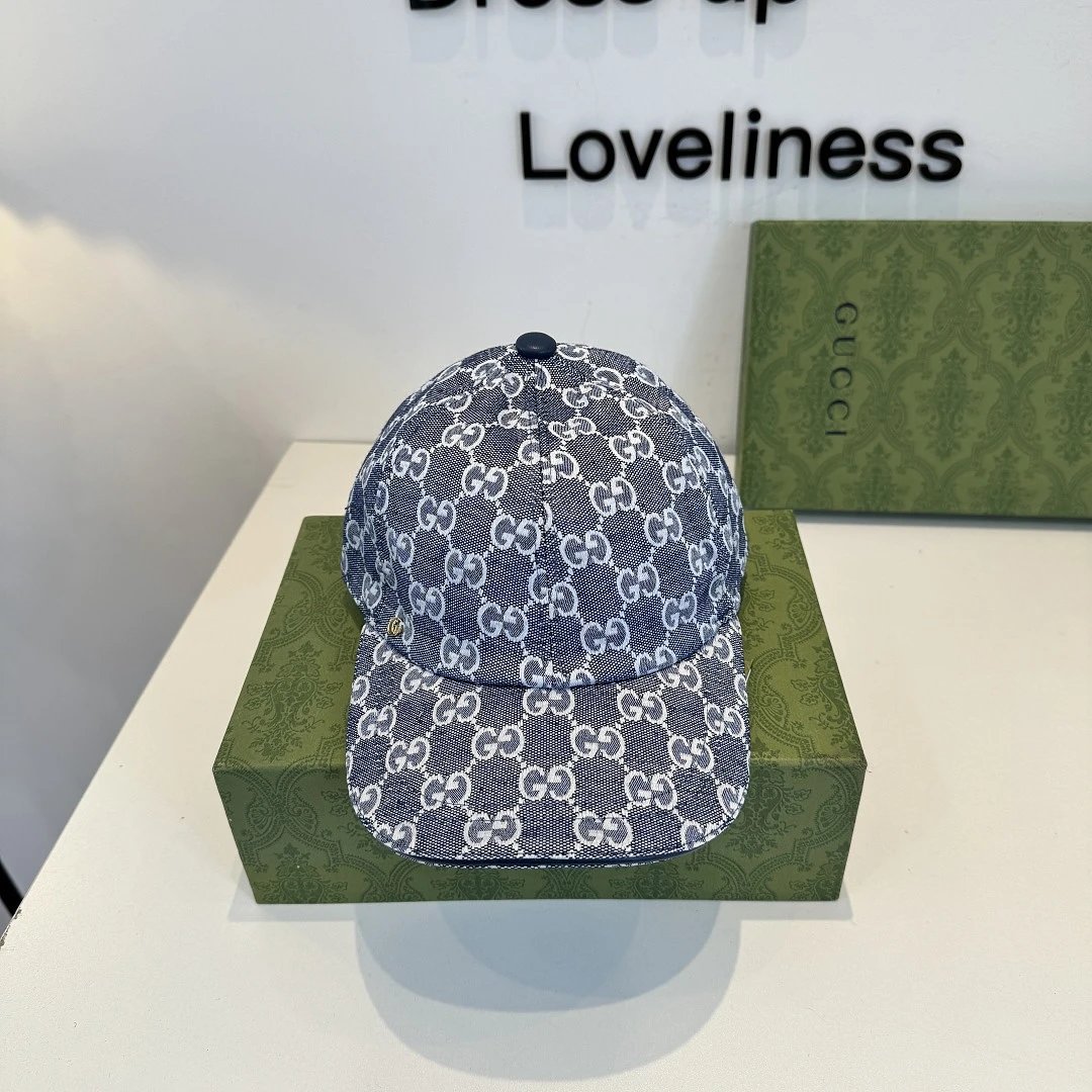 Prada Hats Triangle-logo baseball cap — 38