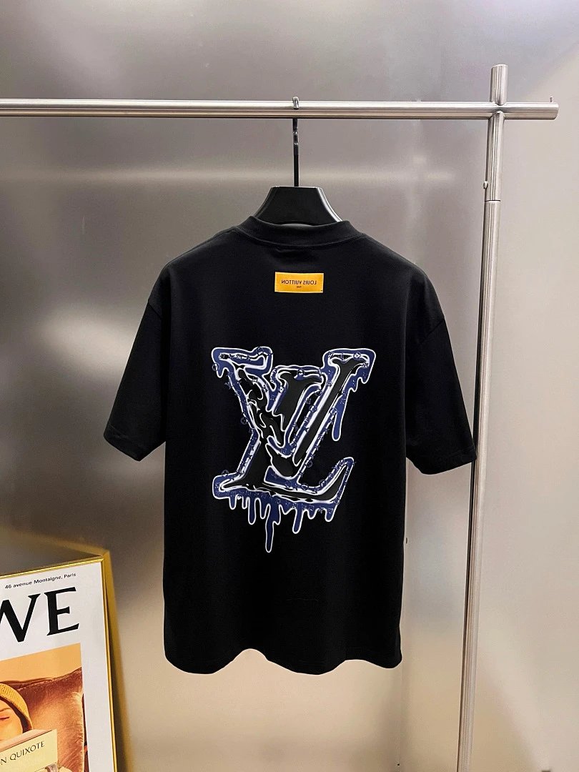 Louis Vuitton T-Shirts Short-Sleeve Graphic T-Shirt — 71