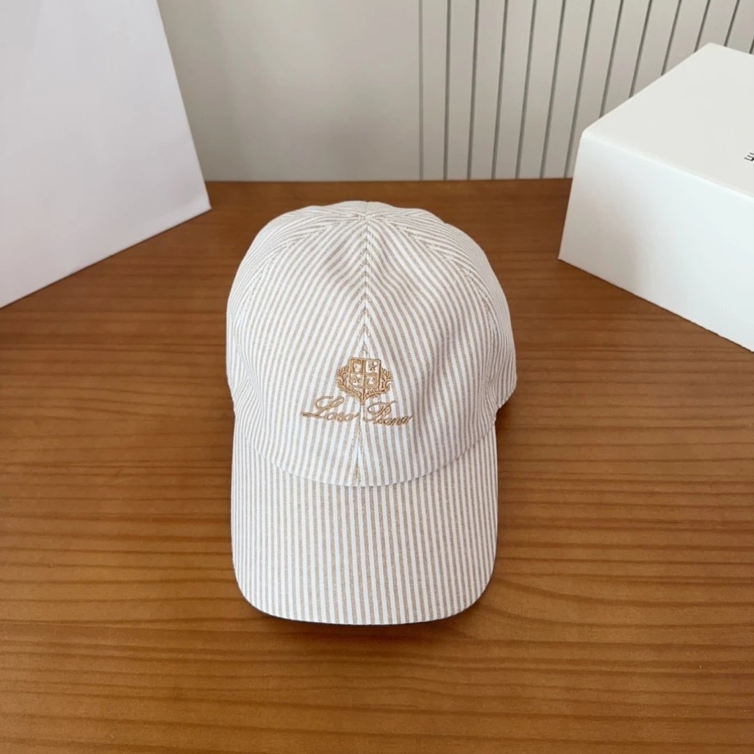Fendi Hats FF monogram baseball cap — 29