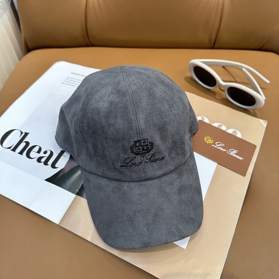 Prada Multiple baseball cap designs — 14