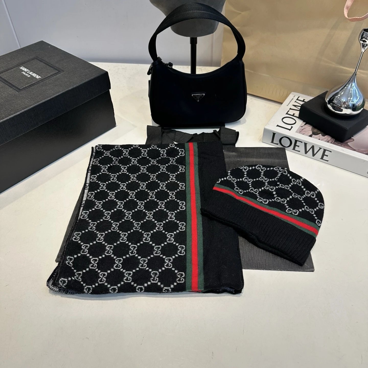 1:1 l*v beanie hat/scarf set 6