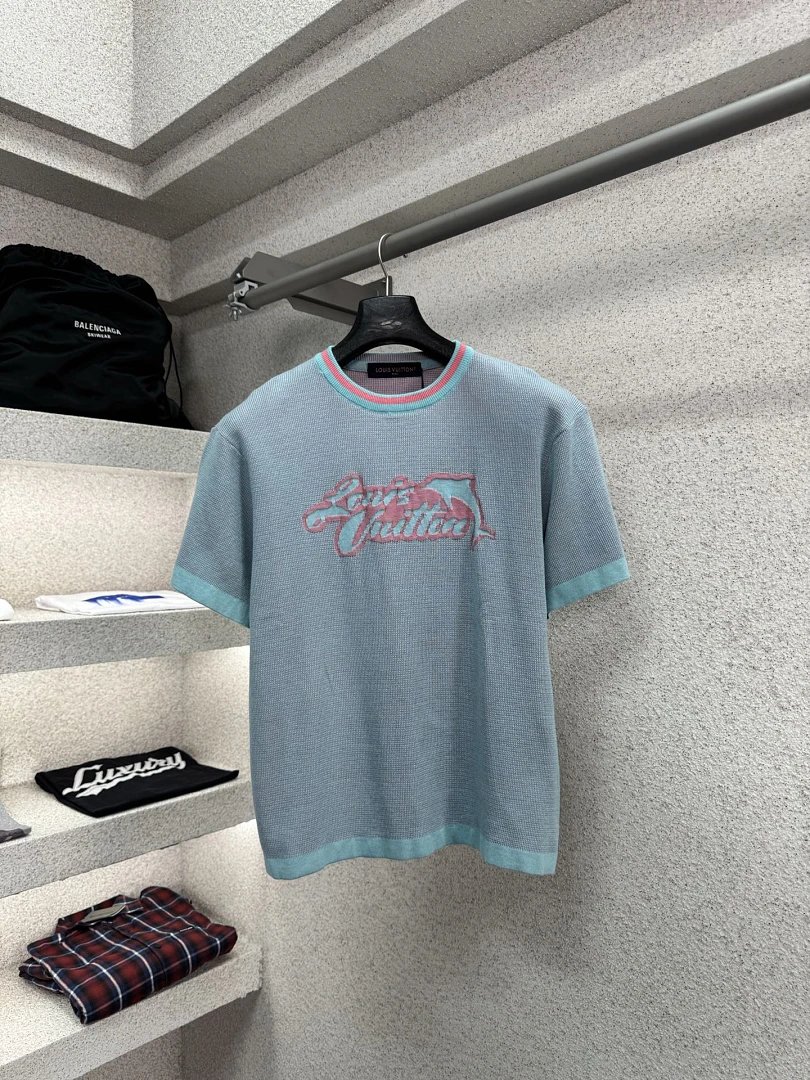 Louis Vuitton T-Shirts Logo and Monogram Graphic Crewneck T-Shirt — 34