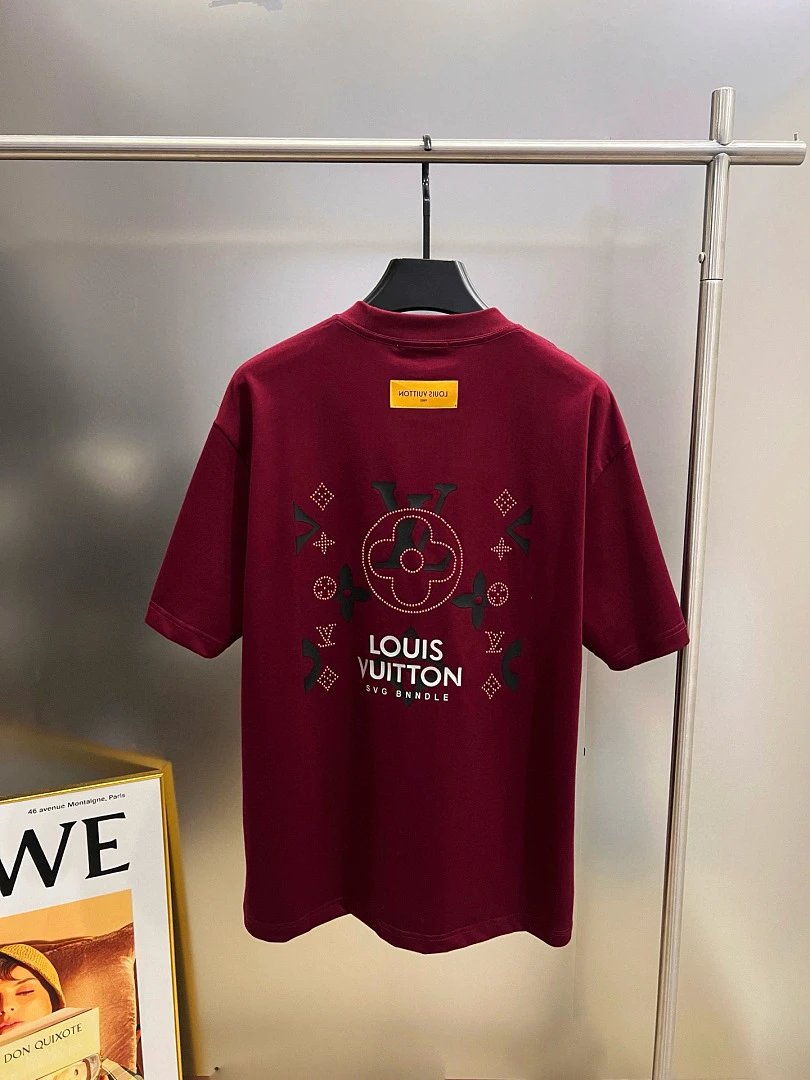 Louis Vuitton T-Shirts Short-Sleeve Graphic T-Shirt — 72