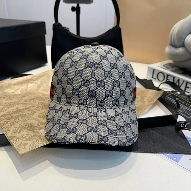 Gucci Hats Assorted baseball caps and bucket hat product detail image 11