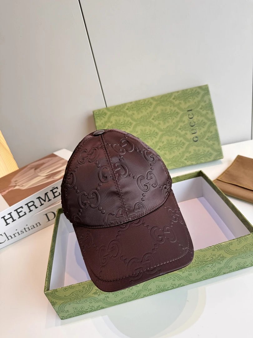 Fendi Hats FF monogram baseball cap — 24