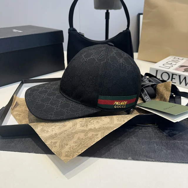 Gucci Hats Palace GG Canvas Baseball Cap product detail image 3