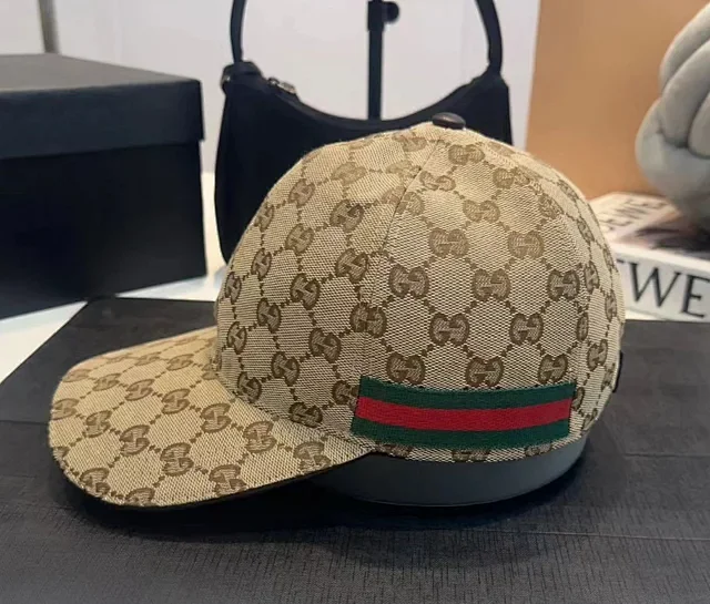 Gucci Hats Assorted baseball caps and bucket hat product detail image 13
