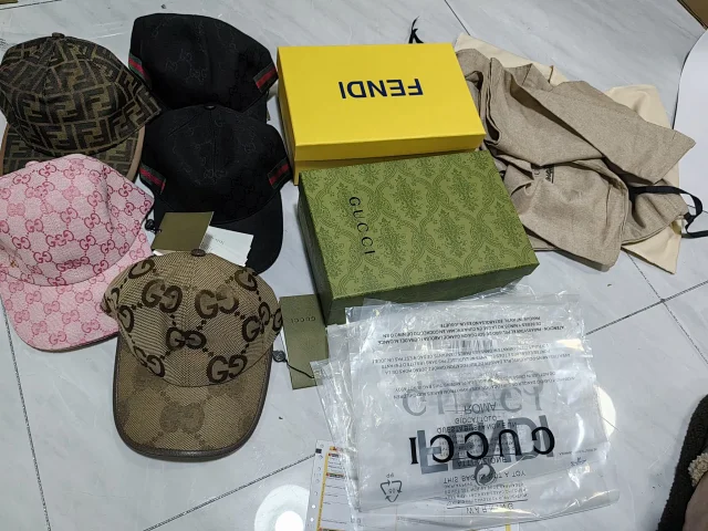 Gucci Hats Assorted baseball caps and bucket hat product detail image 1