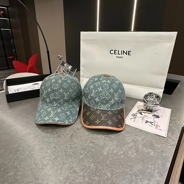 Louis Vuitton Multiple baseball cap designs product detail image 5