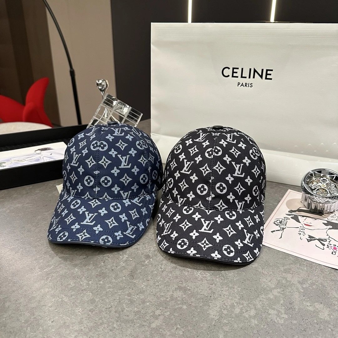 Prada Multiple baseball cap designs — 39