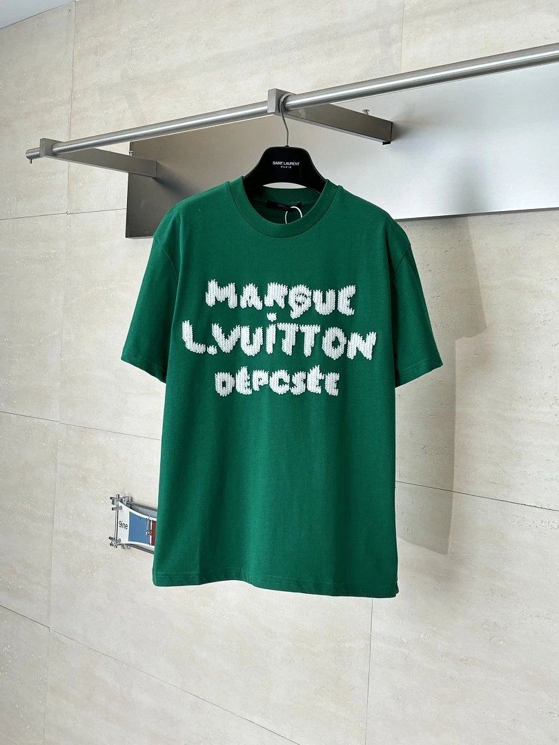 Louis Vuitton T-Shirts Short-Sleeve Graphic T-Shirt — 57