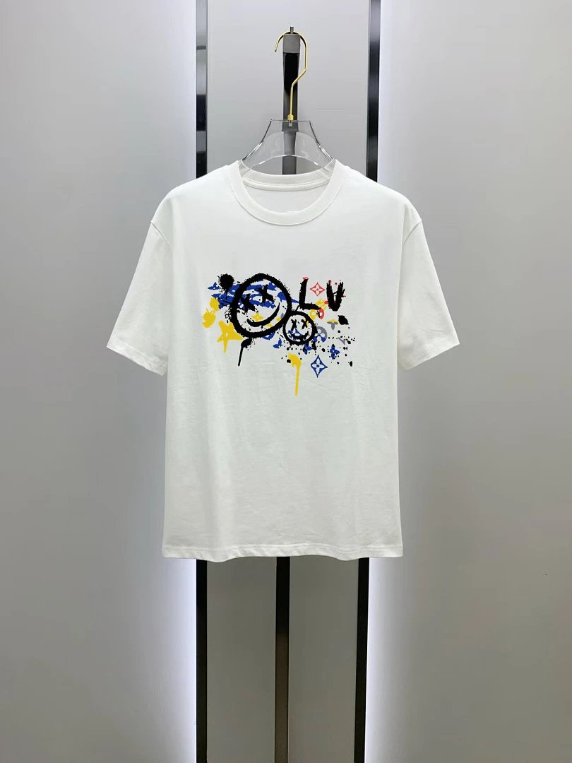 Louis Vuitton T-Shirts Short-Sleeve Graphic T-Shirt — 61