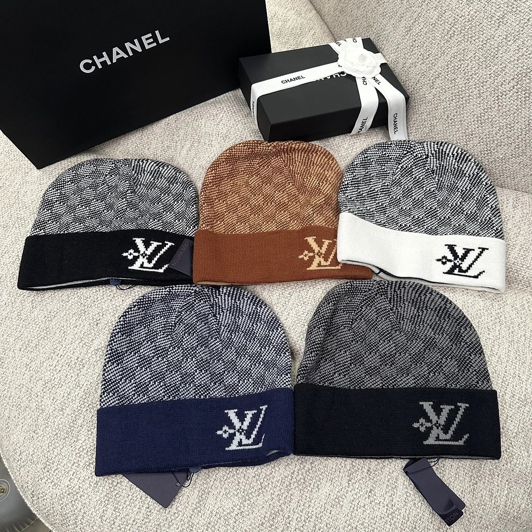 Fendi Hats FF Monogram Baseball Cap — 30
