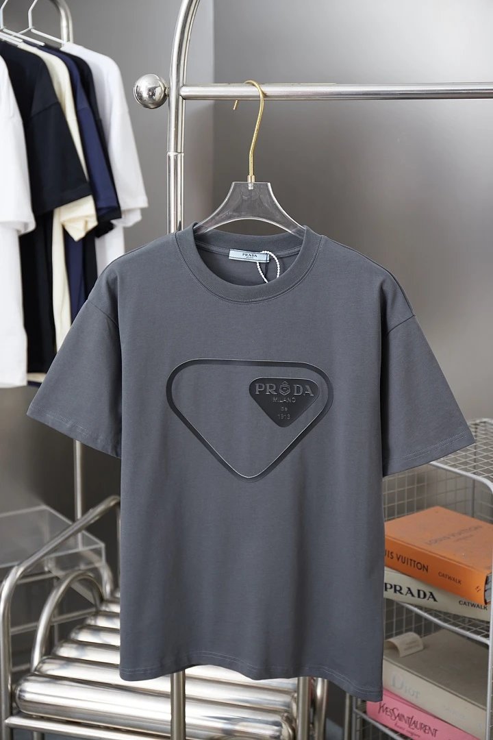 Prada T-Shirts Crew-neck short-sleeve graphic and textured designs — 55