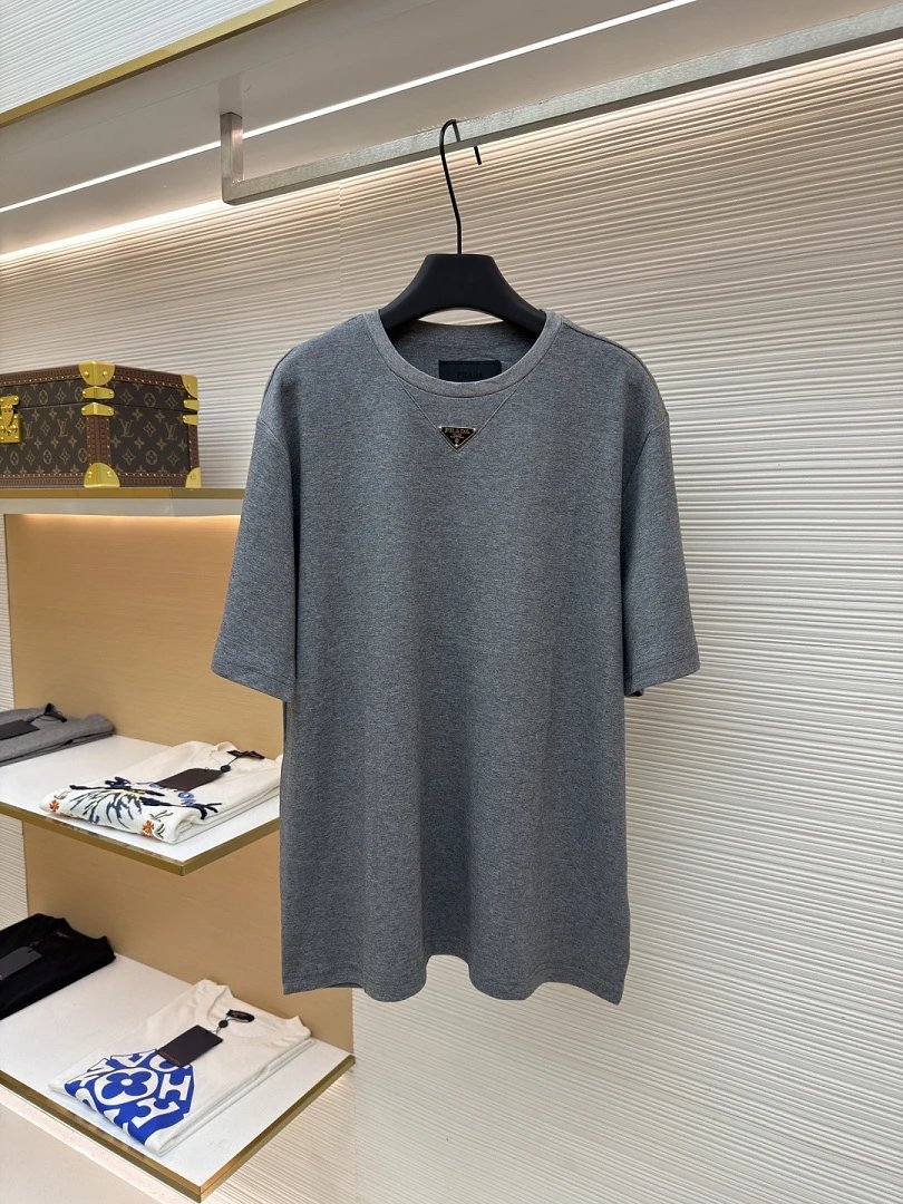 Prada T-Shirts Crew-neck short-sleeve graphic and textured designs — 80