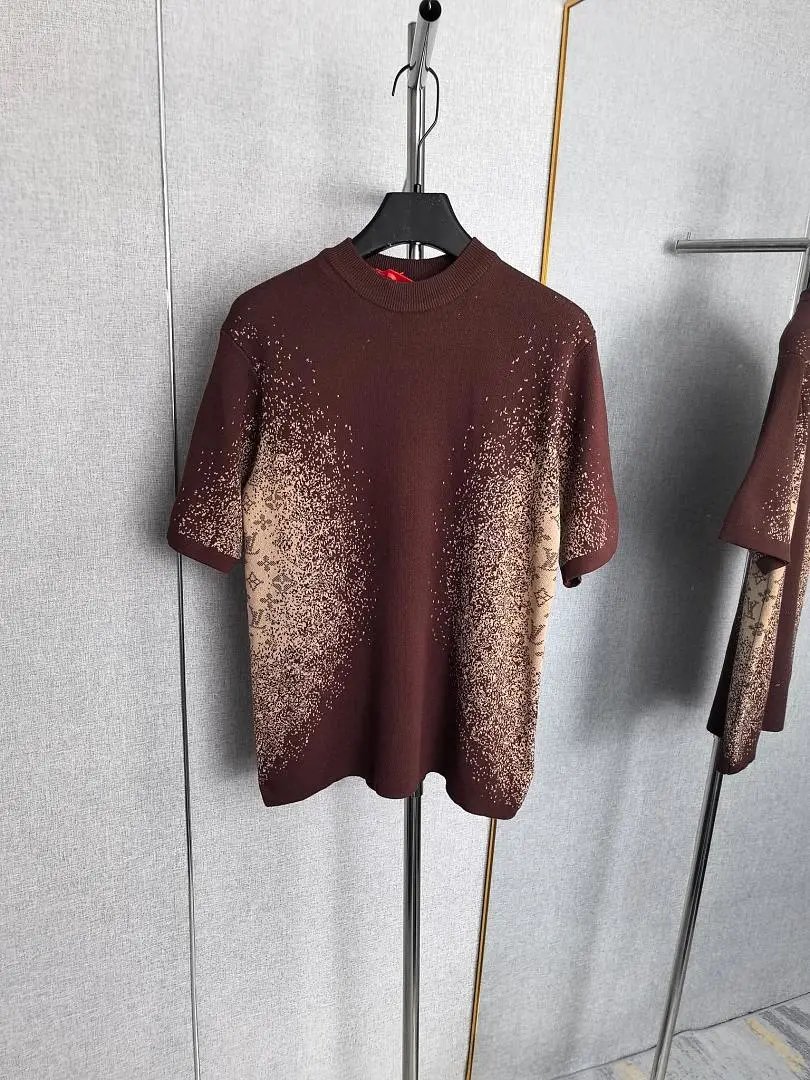Louis Vuitton T-Shirts Short-Sleeve Graphic T-Shirt — 74