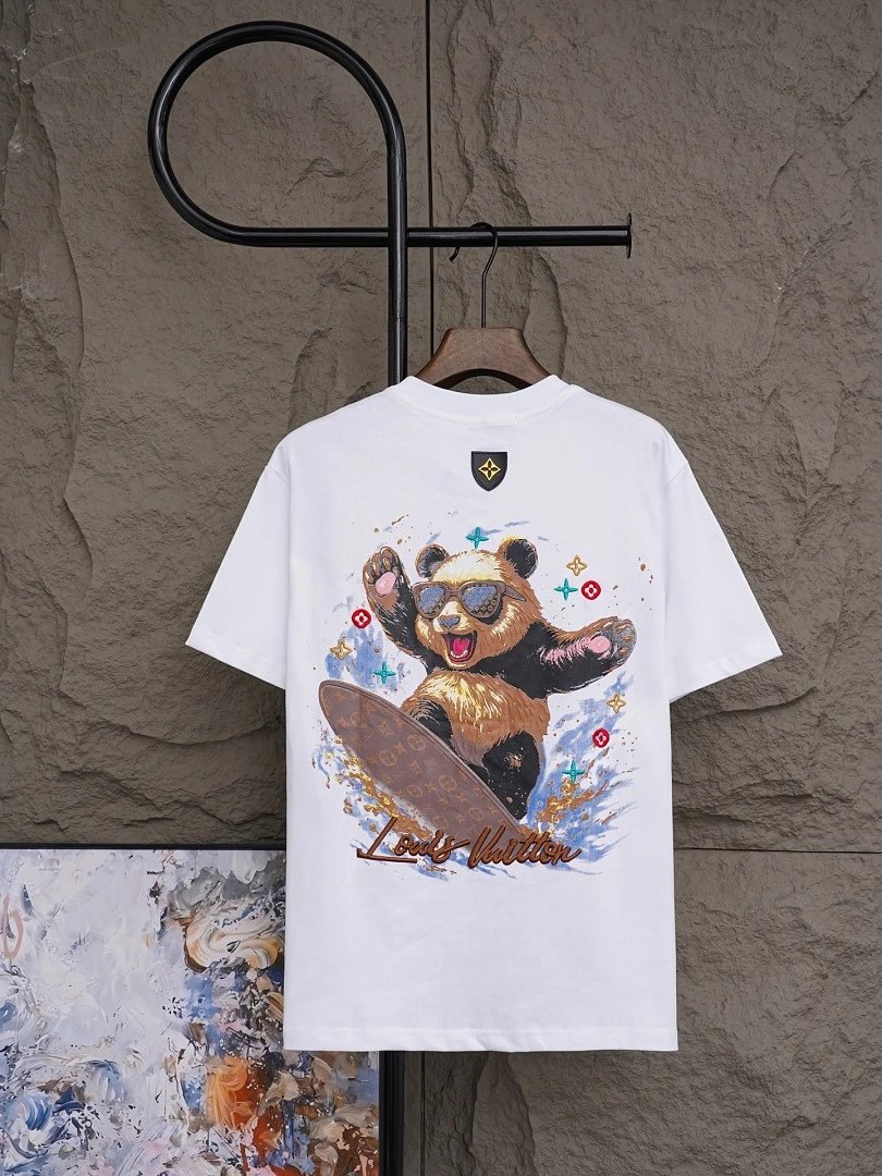 Louis Vuitton T-Shirts Logo and Monogram Graphic Crewneck T-Shirt — 26