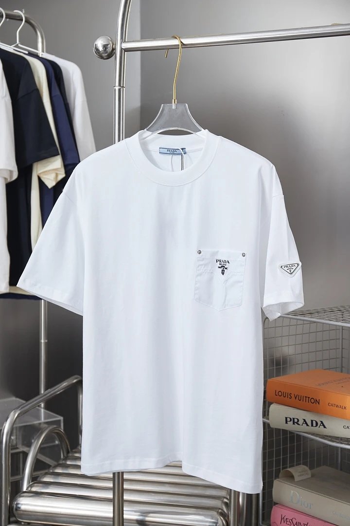 Prada T-Shirts Crew-neck short-sleeve graphic and textured designs — 61