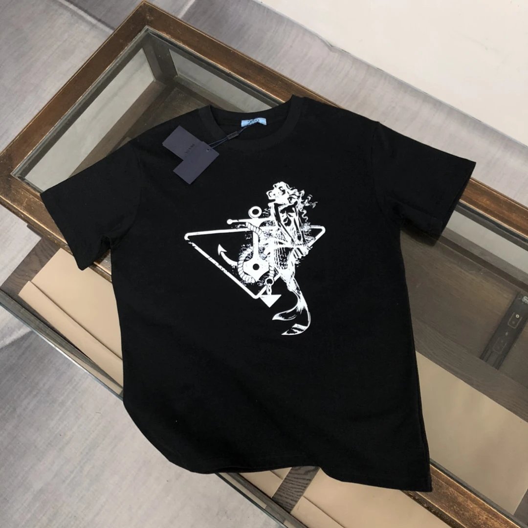 Prada T-Shirts Assorted logo graphic short-sleeve — 104