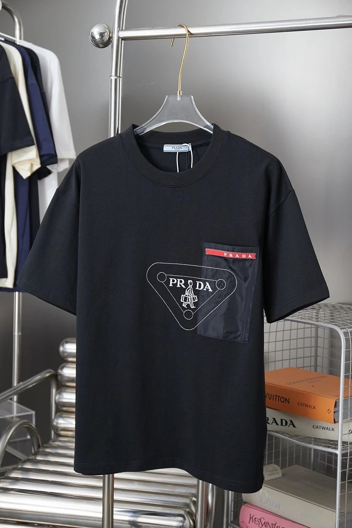 Prada T-Shirts Crew-neck short-sleeve graphic and textured designs — 62
