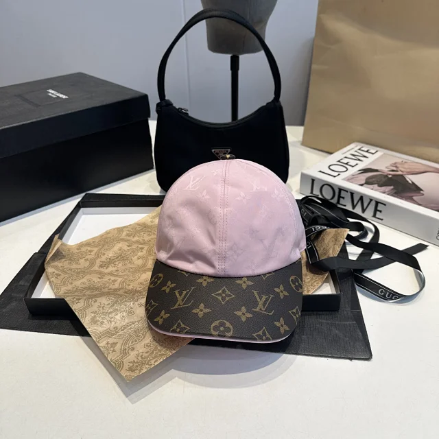 Gucci Hats Palace GG Canvas Baseball Cap product detail image 13
