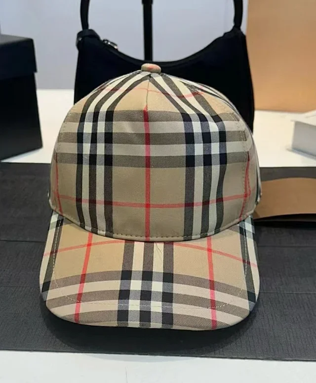 Gucci Hats Assorted baseball caps and bucket hat product detail image 18
