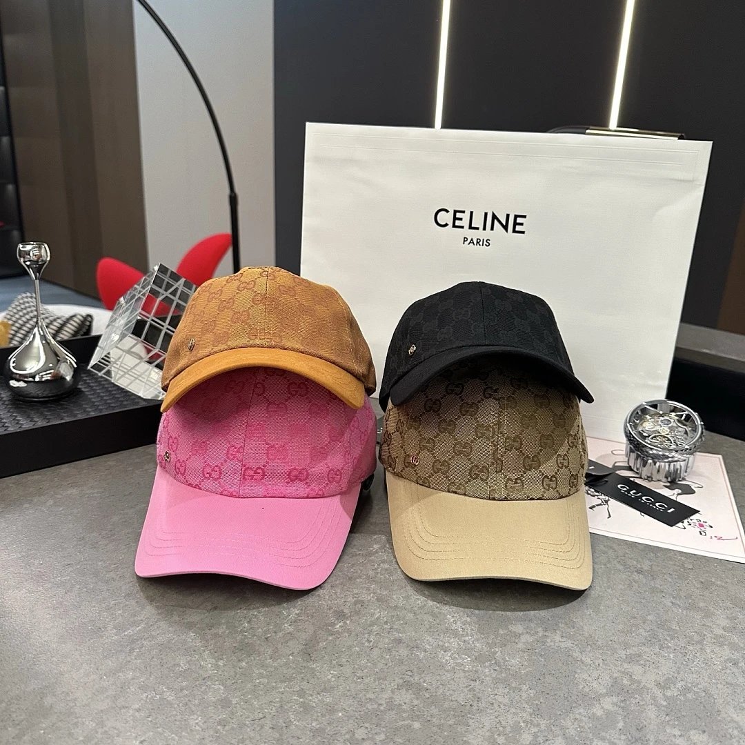 Louis Vuitton Multiple baseball cap designs — 4