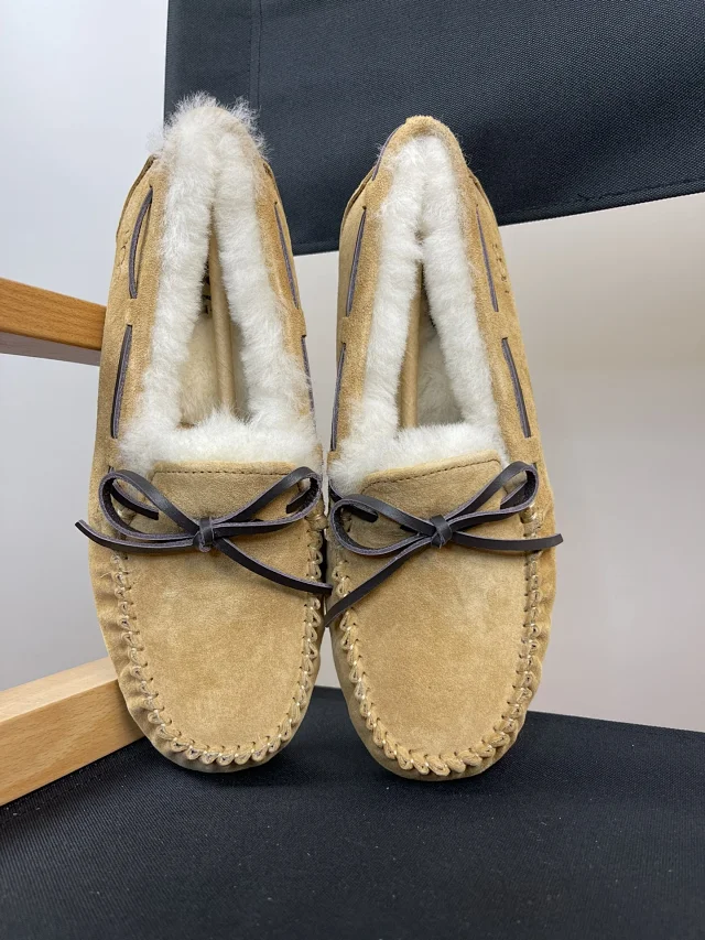 UGG Boots Classic Ultra Mini Boot 1116109 product detail image 44